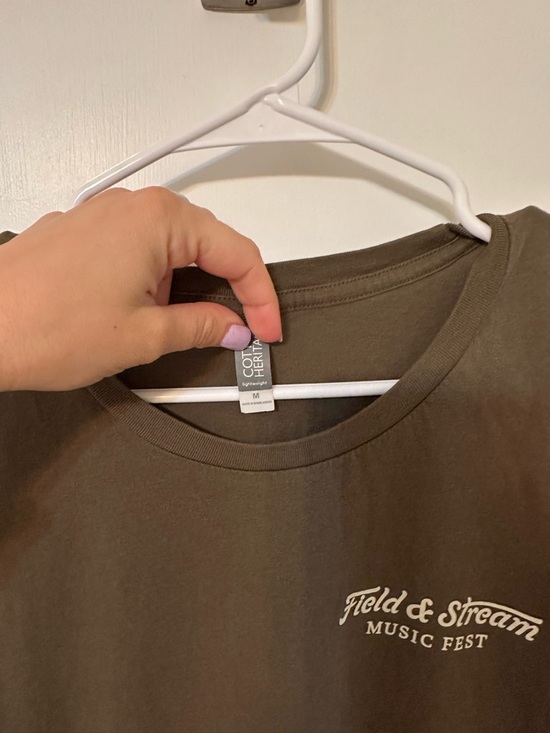 Field & Stream Olive Green Graphic Tee with Tan Print with camo - Picture 3 of 3